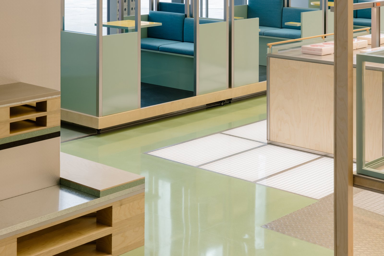 南京好利来实验室，由上海 Sò Studio 设计