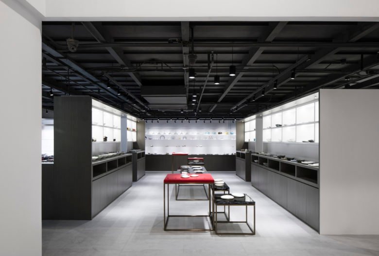 Quarta 和 Armando 设计的 Home Base 陈列室