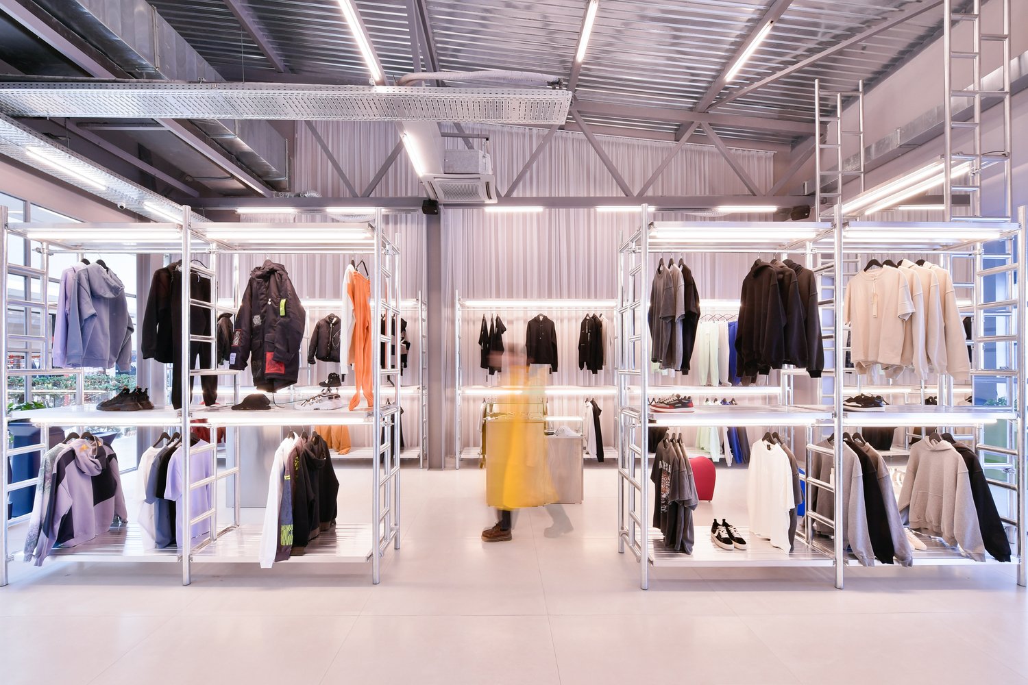 Maden Group 男士商店