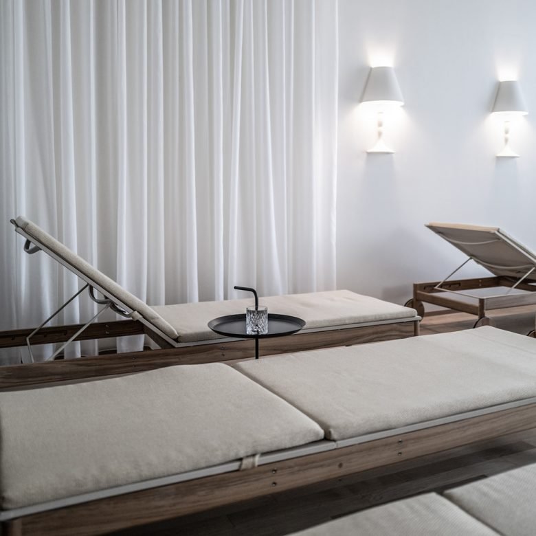 弗林特酒店 / Marte.Marte Architects