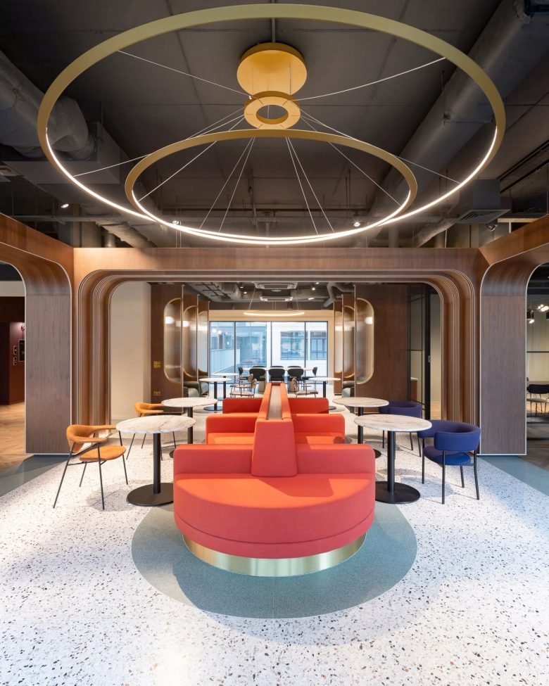 如何通过共享居住社区解决孤独感