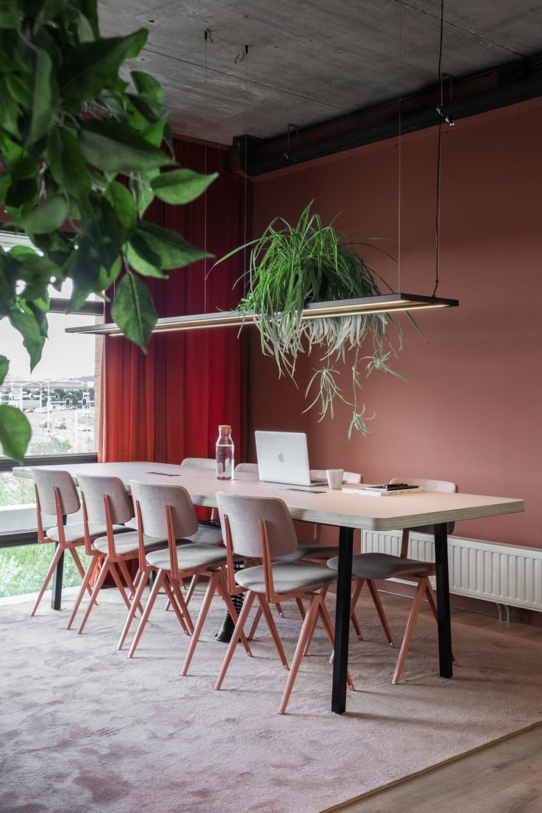 如何通过共享居住社区解决孤独感