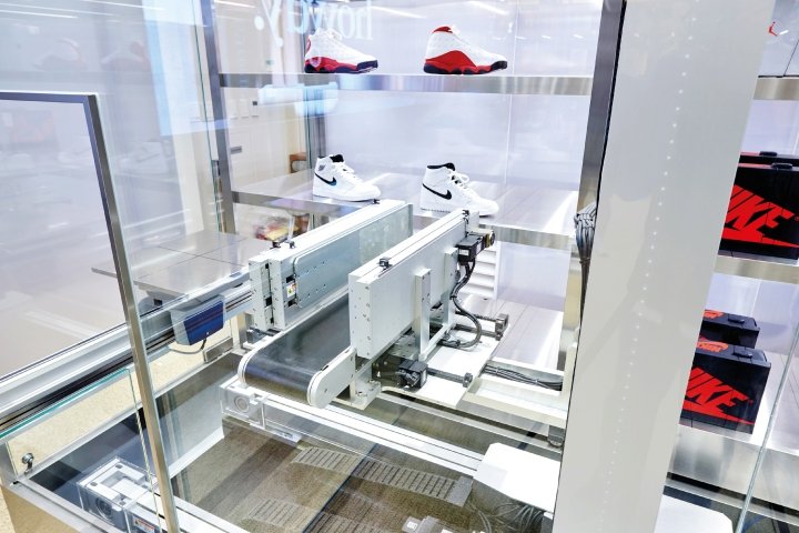 Howdy 室内设计和品牌设计,由韩国高阳市 Emart 设计 Howdy 室内设计和品牌设计,由韩国高阳市 Emart 设计