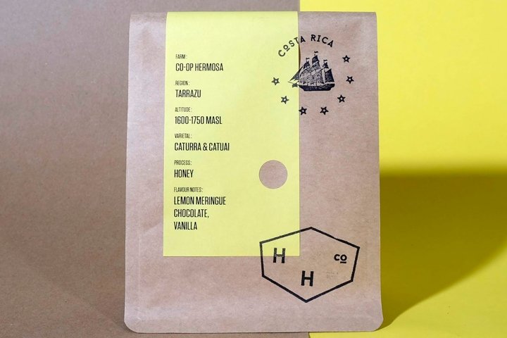 百家咖啡混合咖啡和单一来源包装由 Studio Hyte 和 Atelier Dyakova 设计