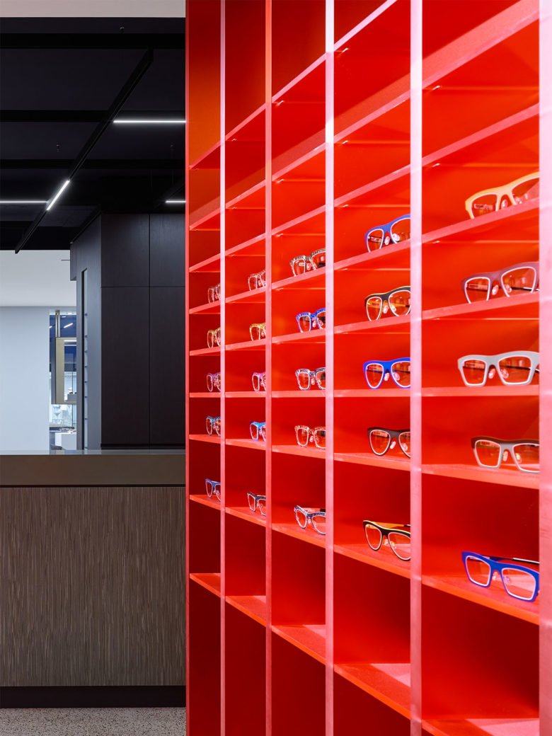 Ippolito Fleitz Group 的 Hunke 眼镜