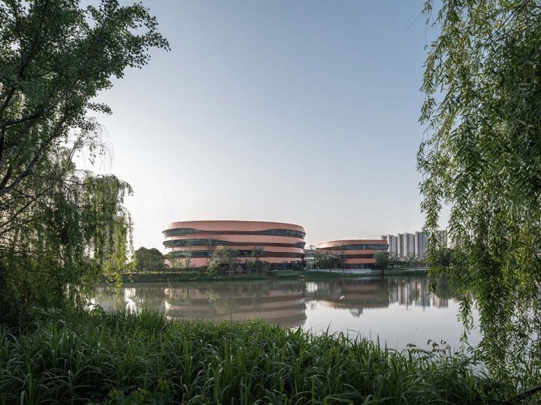 湖州城市规划展览馆 / Perkins and Will