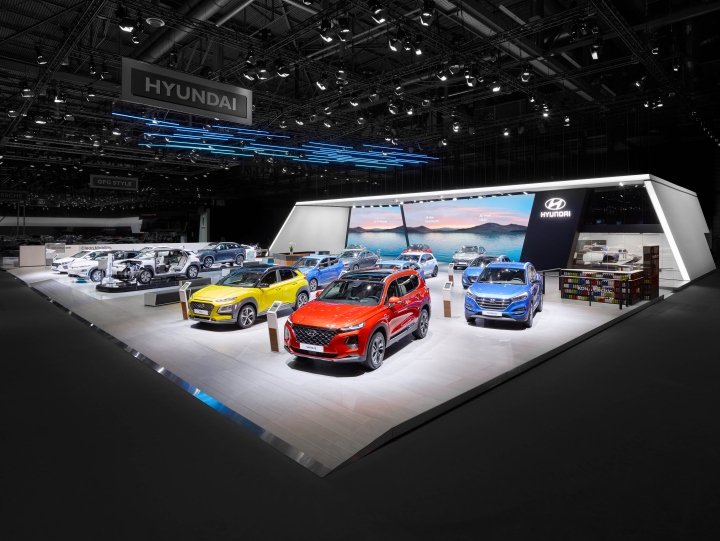 现代汽车在 2018 年日内瓦国际汽车展上的展位，由 VAVE 设计，瑞士日内瓦