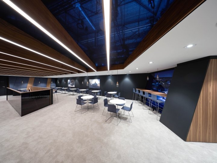 现代汽车在 2018 年日内瓦国际汽车展上的展位，由 VAVE 设计，瑞士日内瓦