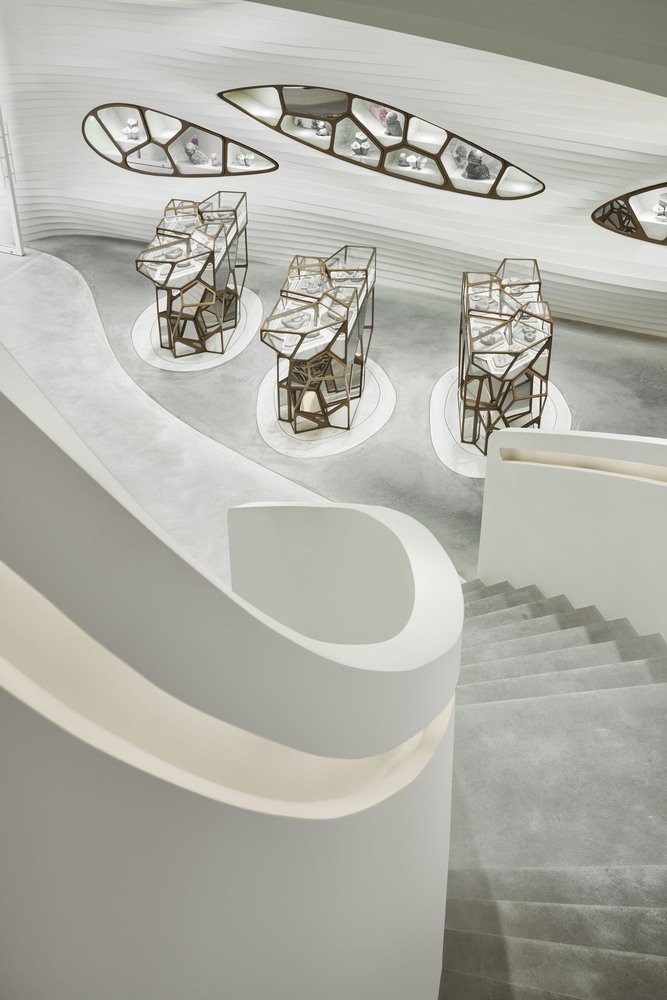 AntiStatics Architecture 与岳敏君一起做艺术家商店