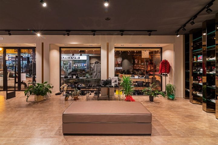 I Gabbiani 精品店,AFA Arredamenti,夸利亚诺 – 意大利 I Gabbiani 精品店,AFA Arredamenti,夸利亚诺 – 意大利