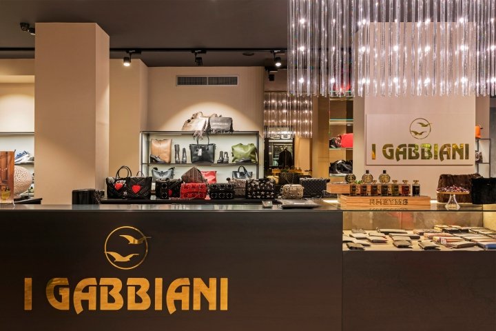 I Gabbiani 精品店,AFA Arredamenti,夸利亚诺 – 意大利 I Gabbiani 精品店,AFA Arredamenti,夸利亚诺 – 意大利