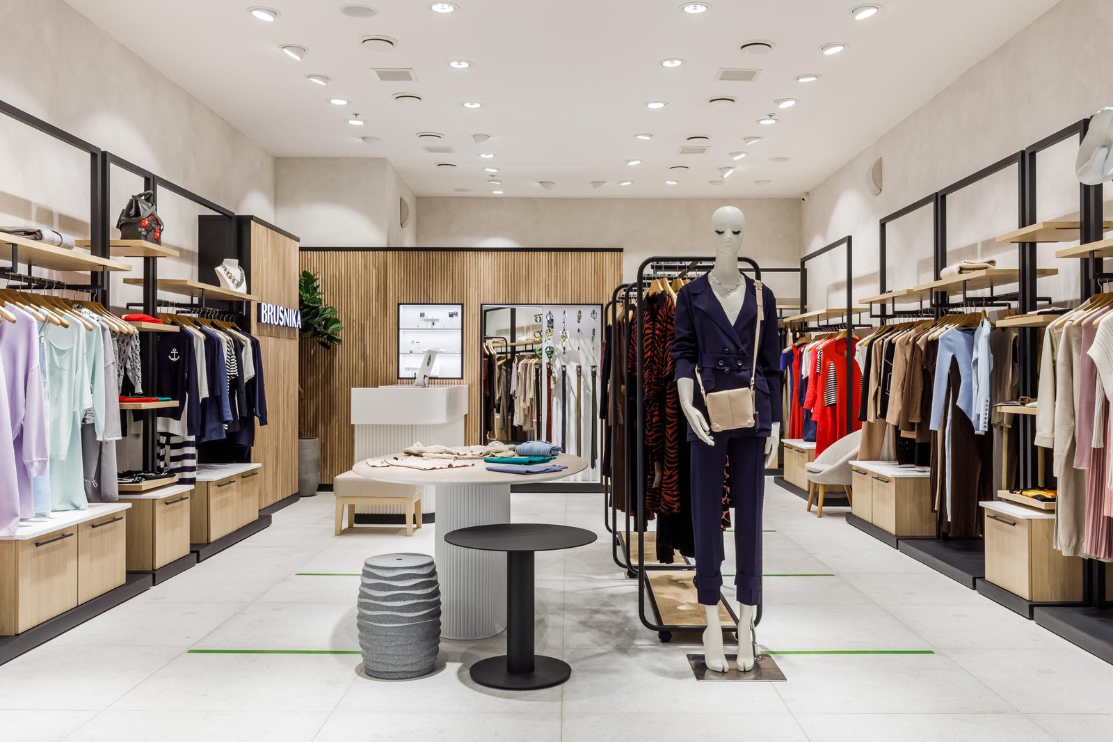 塔蒂亚娜·卡赞采娃 (Tatiana Kazantseva) 拍摄的俄罗斯南部（索契）的 Brusnika