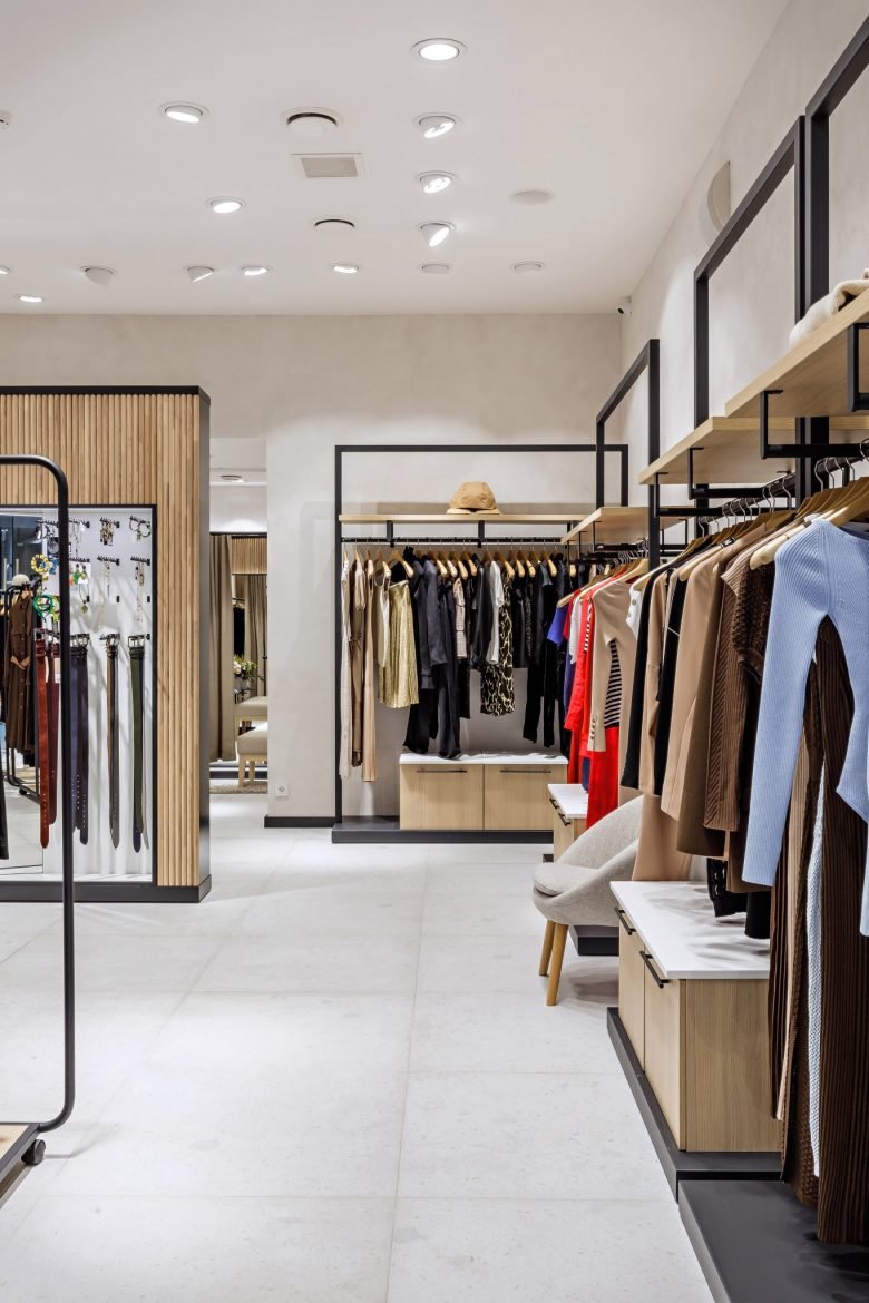 塔蒂亚娜·卡赞采娃 (Tatiana Kazantseva) 拍摄的俄罗斯南部（索契）的 Brusnika