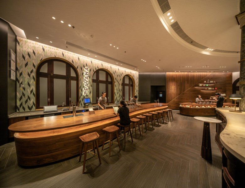 星巴克臻选®天津滨江 66 旗舰店