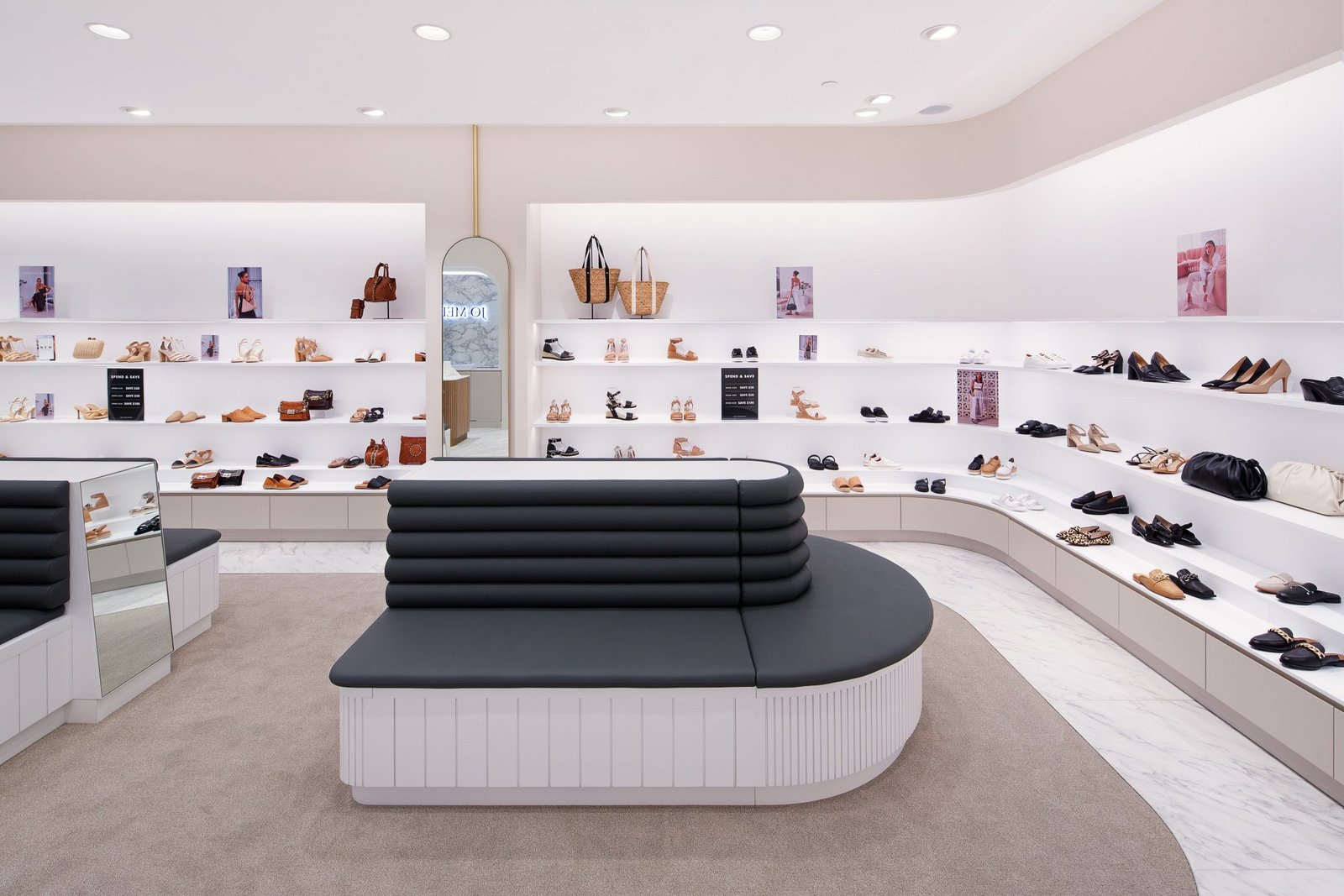 乔·默瑟 (Jo Mercer)，《邦迪》，工作室灰度