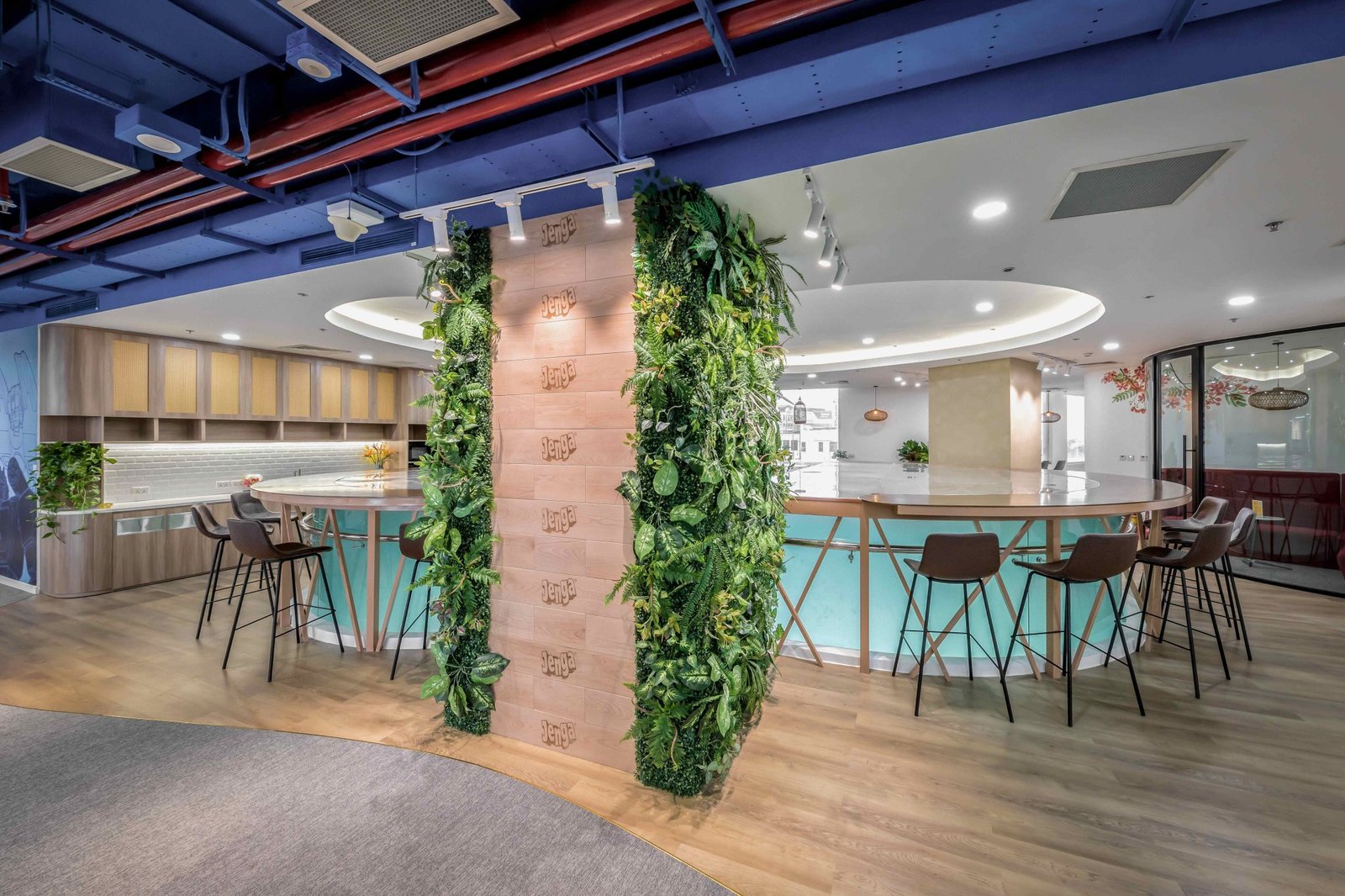 Vacons Architects 设计的孩之宝办公室 Vacons Architects 设计的孩之宝办公室