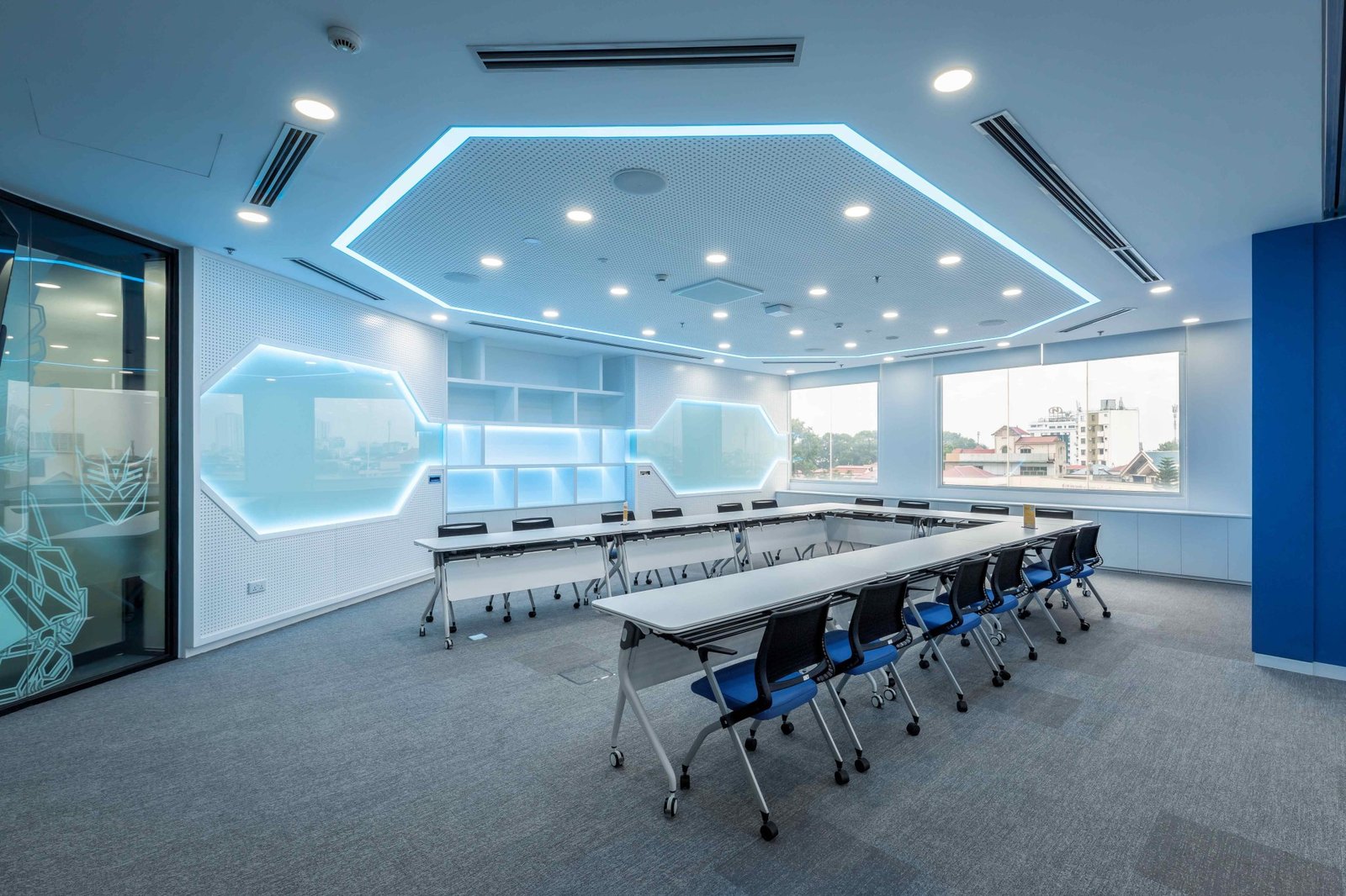 Vacons Architects 设计的孩之宝办公室 Vacons Architects 设计的孩之宝办公室