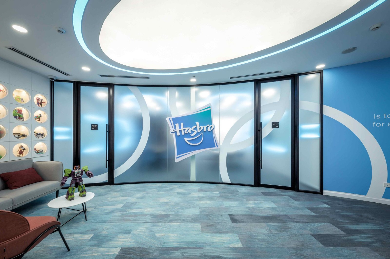 Vacons Architects 设计的孩之宝办公室 Vacons Architects 设计的孩之宝办公室