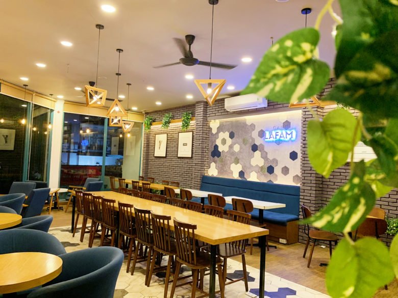 LAFAM 咖啡馆 – 越南 by Ruki Huynh