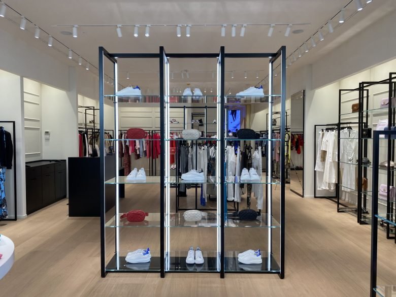 Pinko 塞拉瓦莱·斯克里维亚商店