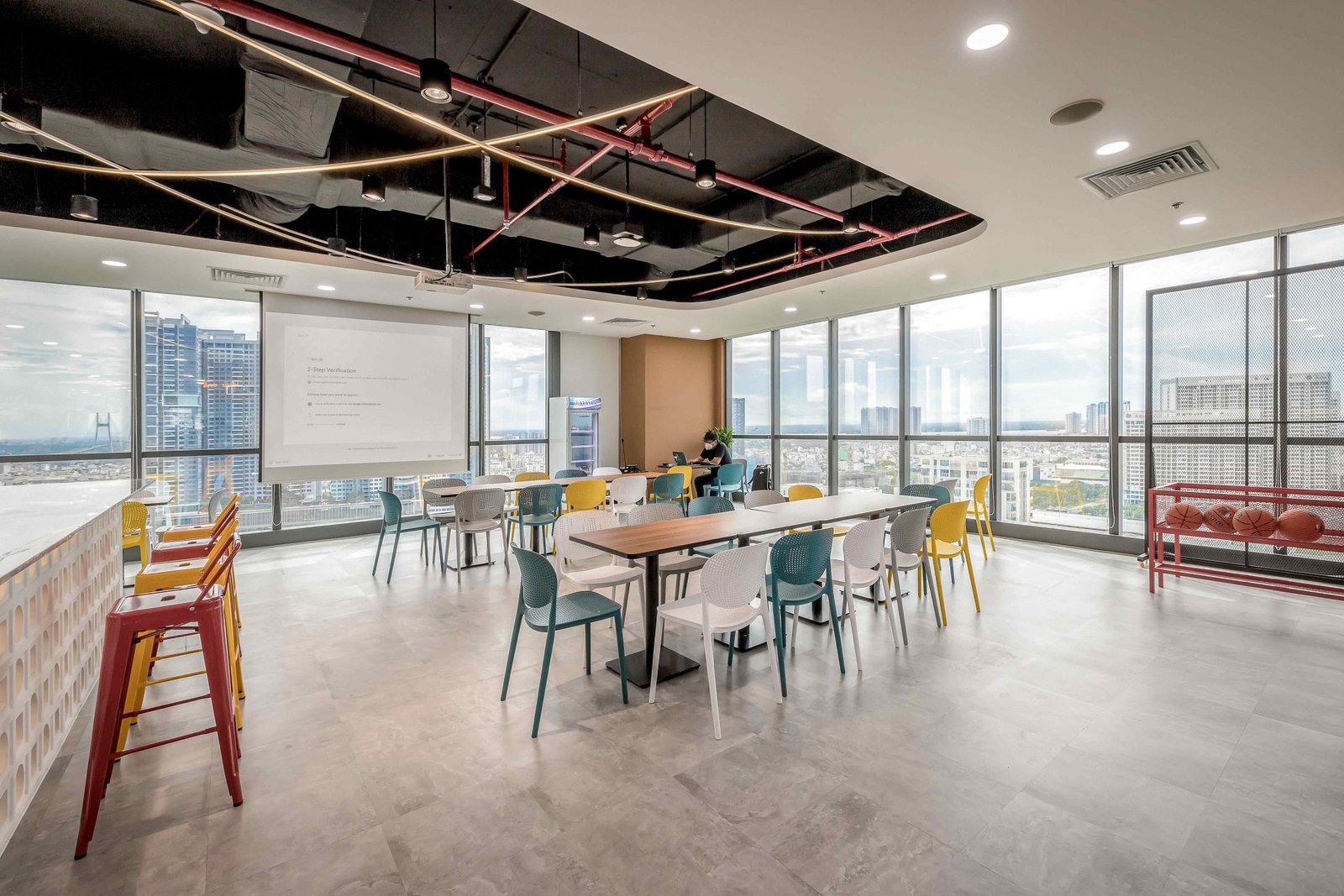 Cho Tot 办公室 / Vacons Architects