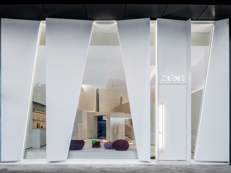 ALL DESIGN STUDIO 的奶油精品店