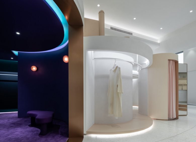 ALL DESIGN STUDIO 的奶油精品店