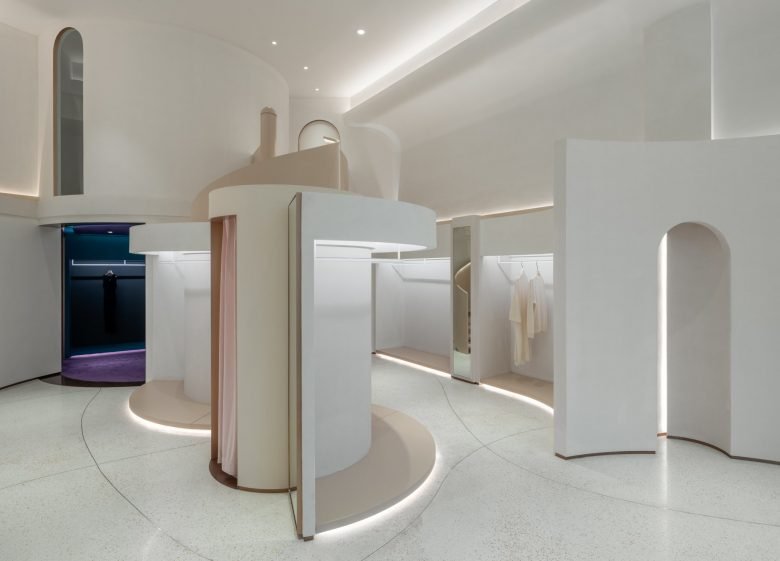 ALL DESIGN STUDIO 的奶油精品店