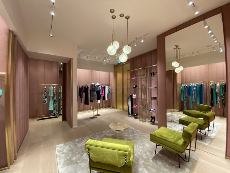 Pinko 塞拉瓦莱·斯克里维亚商店