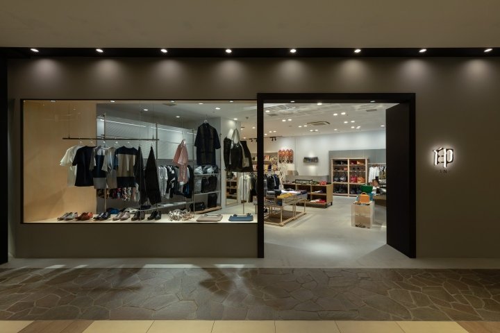 IN store by SPACE，大阪 – 日本
