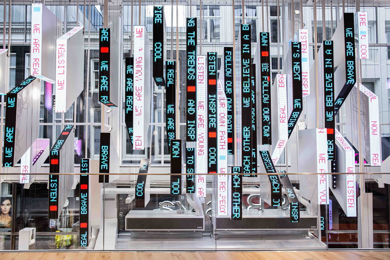 Bershka 阿姆斯特丹的数字艺术