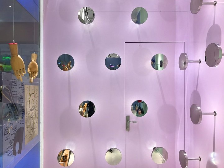 GLADC 工作室设计的 ISCOV 快闪店，中国成都