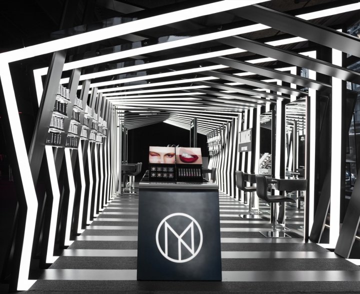 Il Makiage 精品馆,扎哈·哈迪德建筑师事务所,纽约市 Il Makiage 精品馆,扎哈·哈迪德建筑师事务所,纽约市