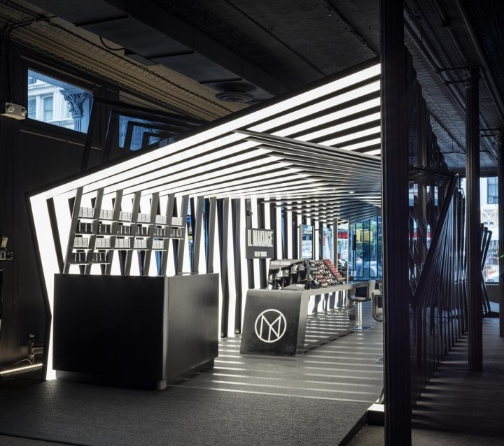 Il Makiage 精品馆,扎哈·哈迪德建筑师事务所,纽约市 Il Makiage 精品馆,扎哈·哈迪德建筑师事务所,纽约市