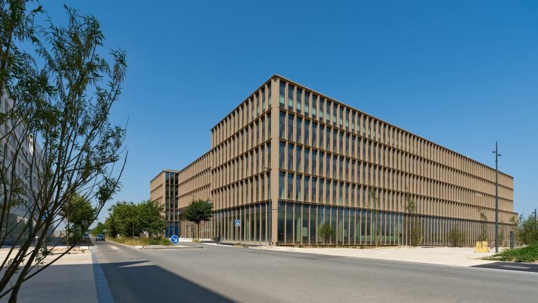 In’Cube 达能研究与创新中心 by Arte Charpentier In’Cube 达能研究与创新中心 by Arte Charpentier