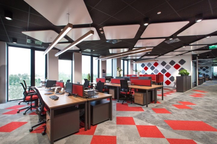 英格拉姆微型办公室由 BIT CREATIVE Barnaba Grzelecki 设计，华沙 – 波兰