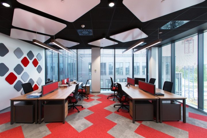 英格拉姆微型办公室由 BIT CREATIVE Barnaba Grzelecki 设计，华沙 – 波兰