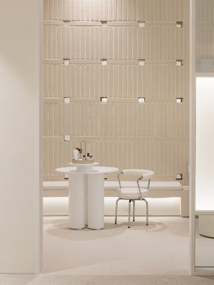 FLYmingo 的内部信号休息室诊所