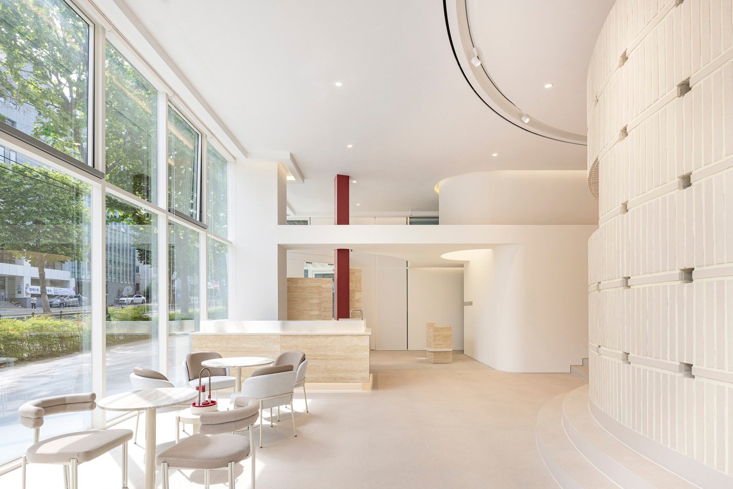 FLYmingo 的内部信号休息室诊所