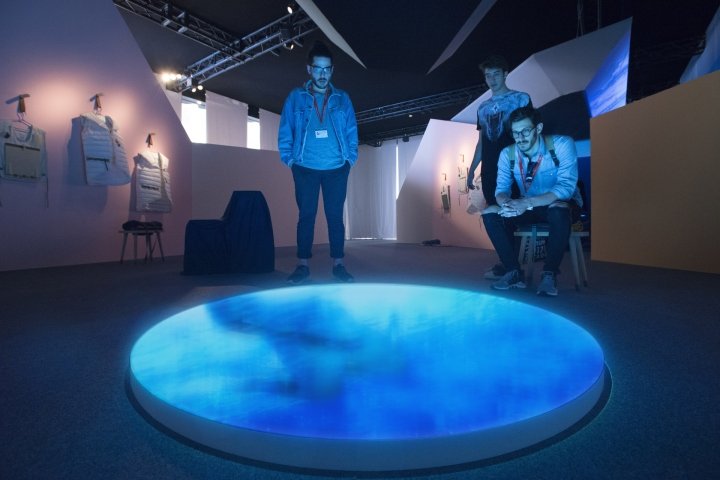 Studio O+A 在意大利米兰国际家具展上的互动装置 Studio O+A 在意大利米兰国际家具展上的互动装置