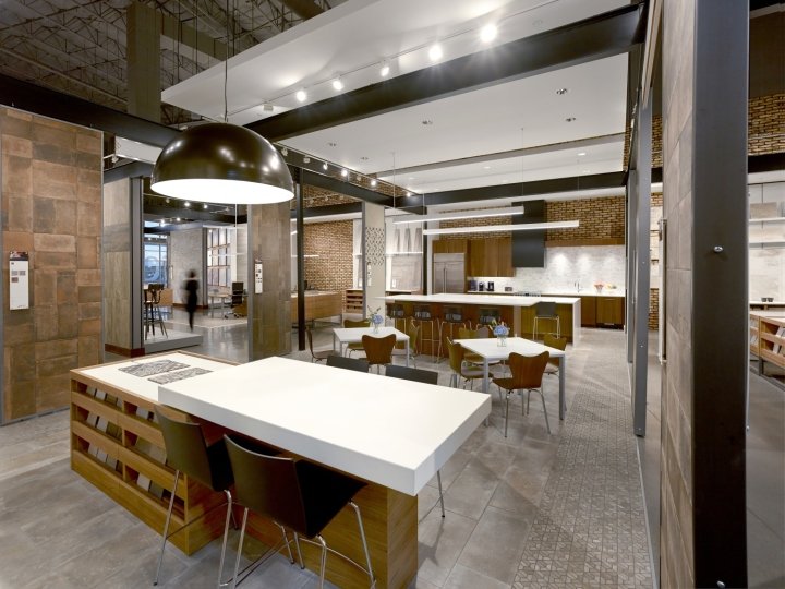 Interceramic 展厅由 CallisonRTKL 设计,位于德克萨斯州圣安东尼奥和达拉斯 Interceramic 展厅由 CallisonRTKL 设计,位于德克萨斯州圣安东尼奥和达拉斯