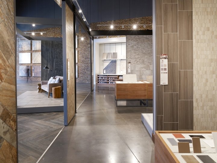 Interceramic 展厅由 CallisonRTKL 设计,位于德克萨斯州圣安东尼奥和达拉斯 Interceramic 展厅由 CallisonRTKL 设计,位于德克萨斯州圣安东尼奥和达拉斯