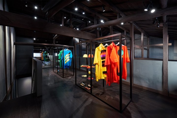 Issey Miyake store by Naoto Fukusawa, Kyoto – Japan