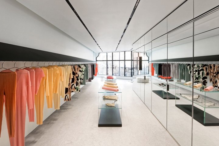 Issey Miyake store by Tokujin Yoshioka, London – UK