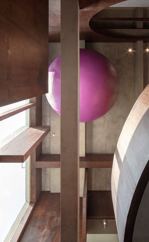 J+ 艺术空间由 V2GETHER 设计