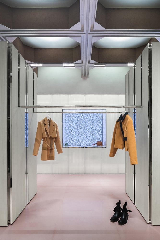 J1M5 精品店，由多个合作伙伴设计