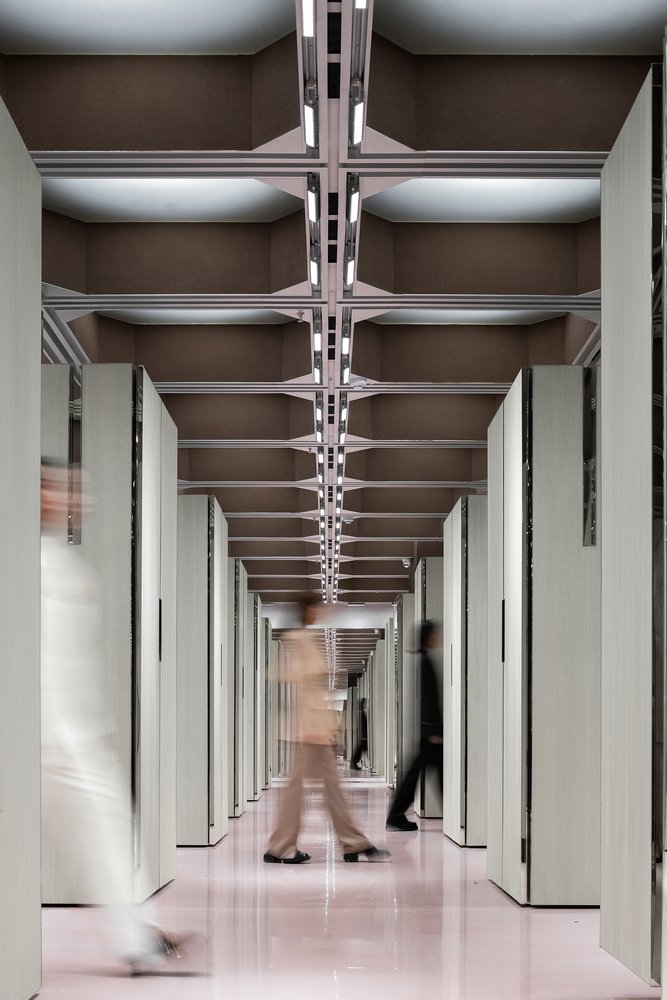 J1M5 精品店，由多个合作伙伴设计