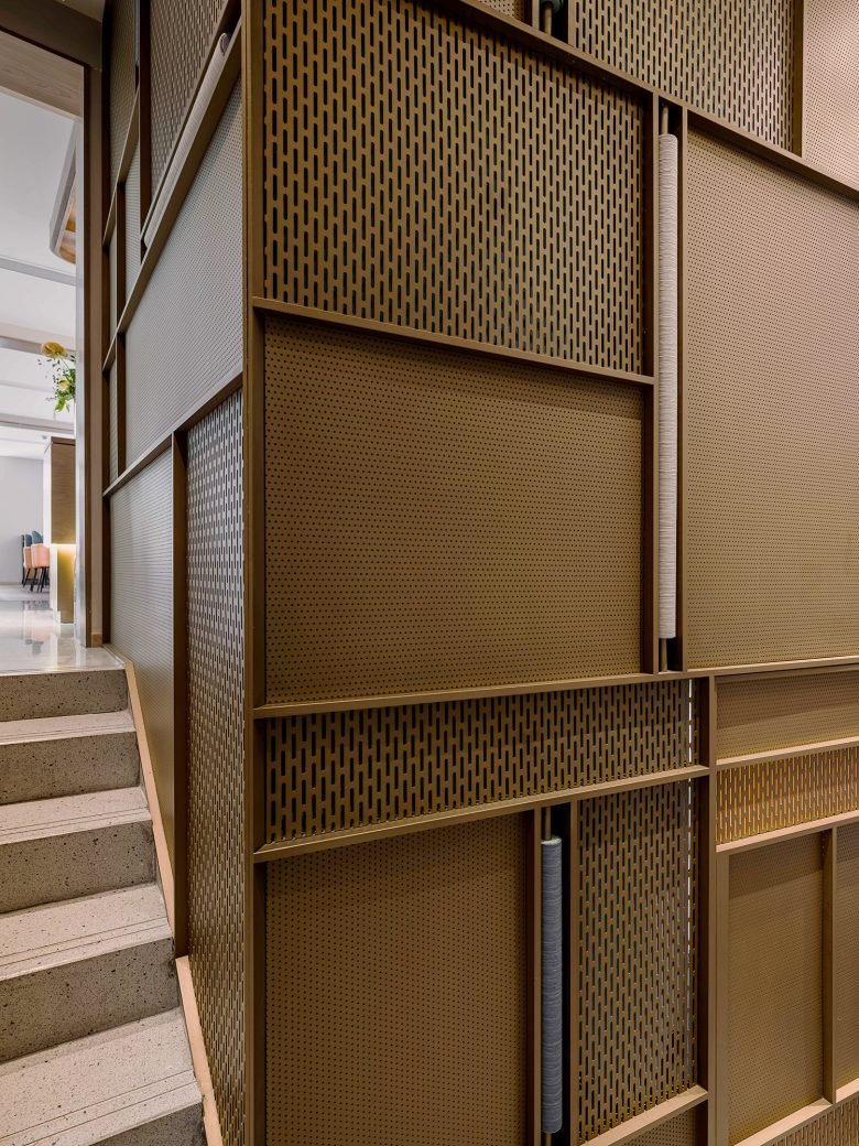 All Design Studio 将纺织厂转移至餐厅