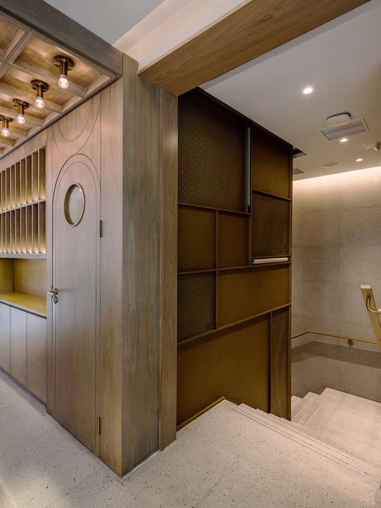 All Design Studio 将纺织厂转移至餐厅