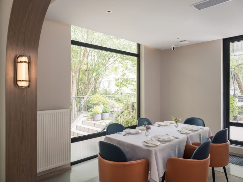 All Design Studio 将纺织厂转移至餐厅